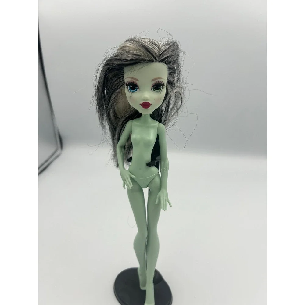 Monster High Frankie Stein 13 Wishes Haunt the Casbah